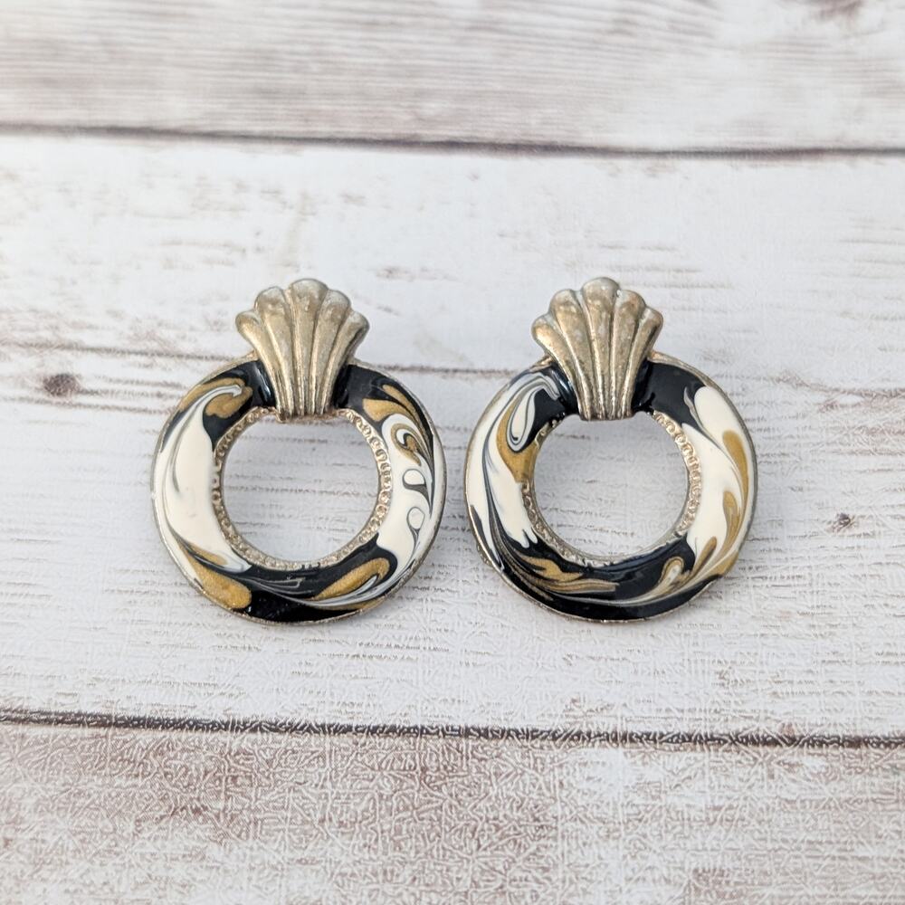 Vintage Stud Earrings Elegant Statement Earrings Cream, Black, Gold Tone